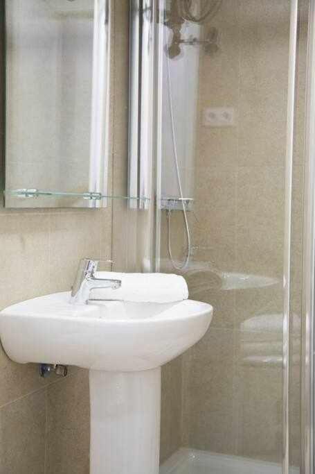Comodo Y Agradable Estudio En Madrid Centro A3 Kültér fotó
