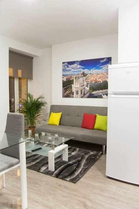 Comodo Y Agradable Estudio En Madrid Centro A3 Kültér fotó