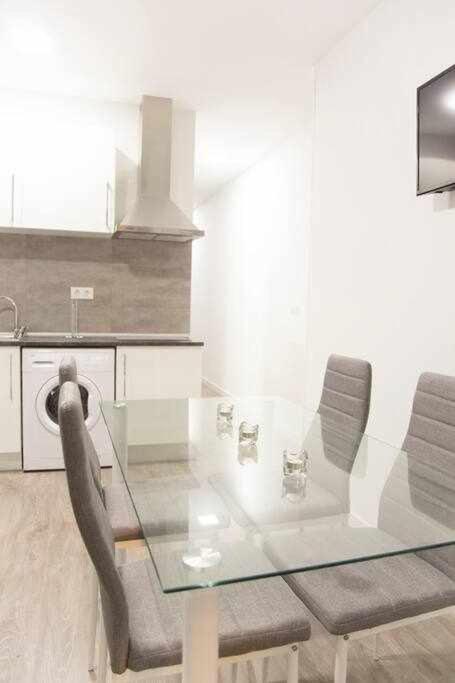 Comodo Y Agradable Estudio En Madrid Centro A3 Kültér fotó